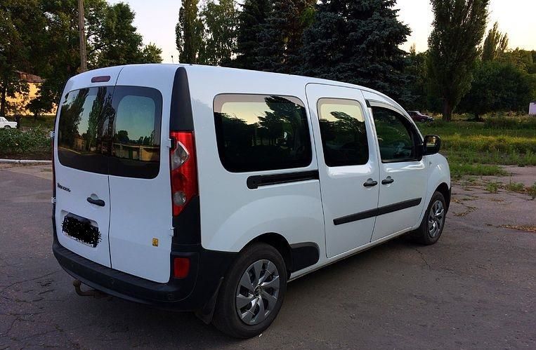 Продам Renault Kangoo пасс. 2012 года в г. Яготин, Киевская область