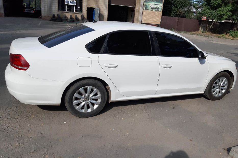 Продам Volkswagen Passat B7 2.5 2011 года в г. Кривой Рог, Днепропетровская область