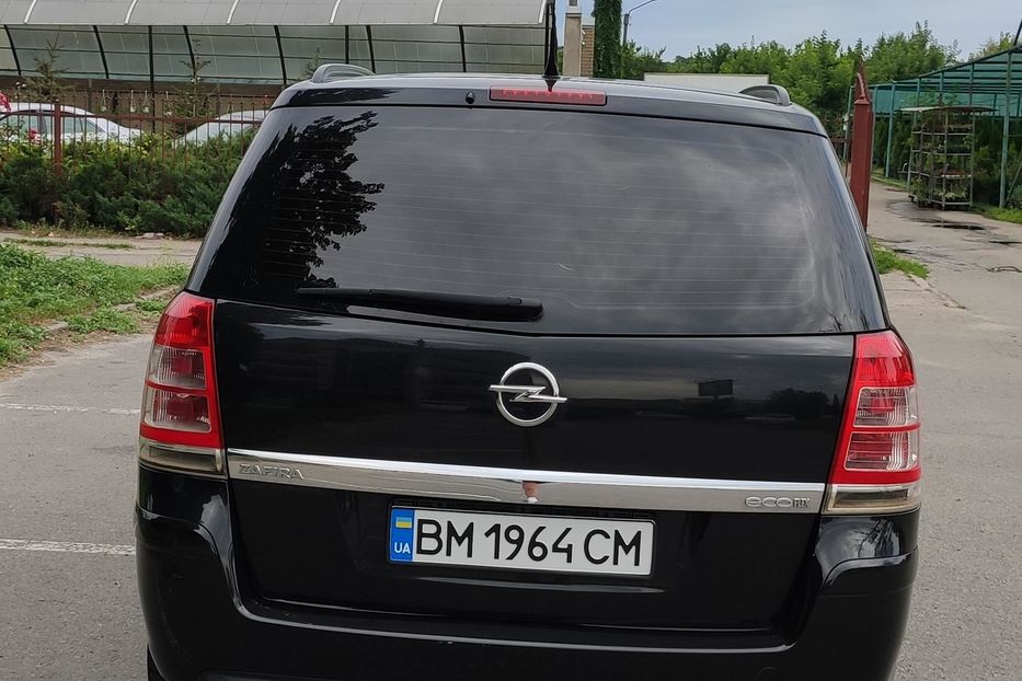 Продам Opel Zafira В 2014 года в Харькове