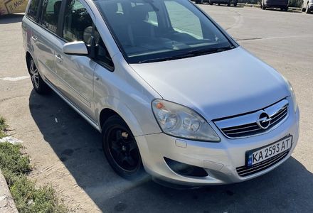 Продам Opel Zafira B 2008 года в Киеве