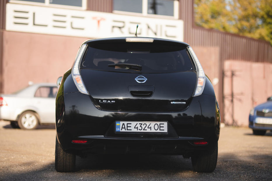 Продам Nissan Leaf 2013 года в Днепре