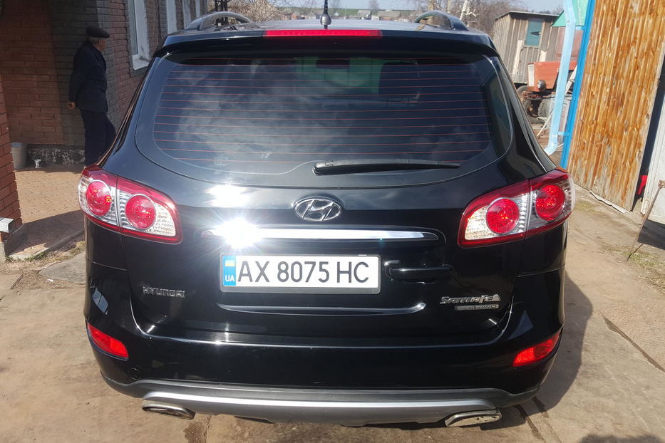 Продам Hyundai Santa FE CRDI 4WD 2012 года в г. Великий Бурлук, Харьковская область