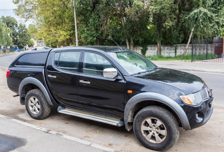 Продам Mitsubishi L 200 Поиск... 2008 года в Днепре