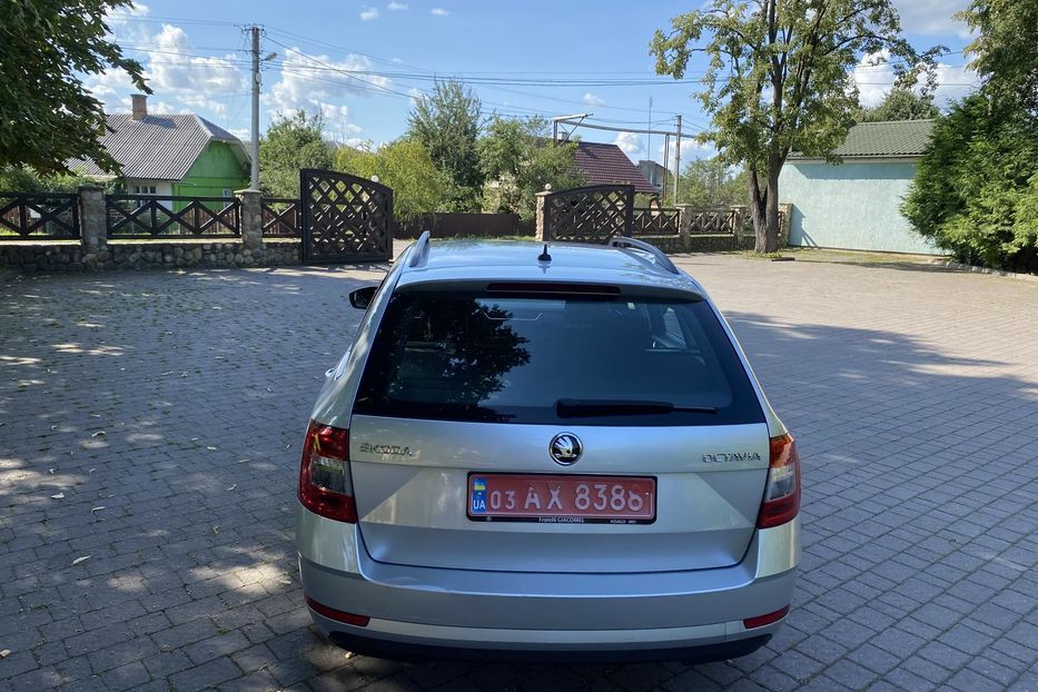 Продам Skoda Octavia A7 Elegance full led 2017 года в г. Брошнив-осада, Ивано-Франковская область