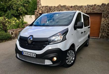 Продам Renault Trafic пасс. пасс. 2017 года в Киеве