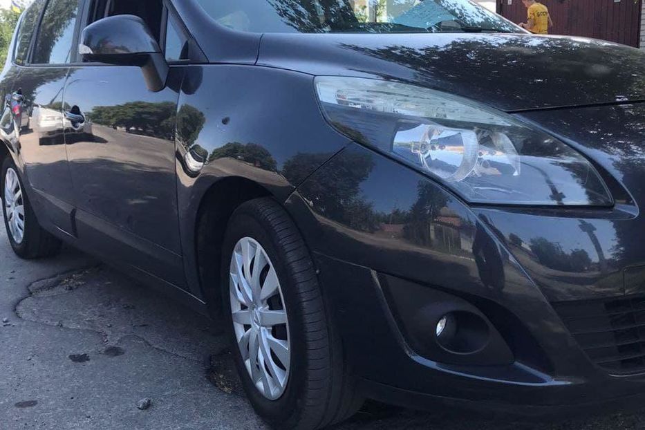 Продам Renault Scenic 2010 года в Киеве