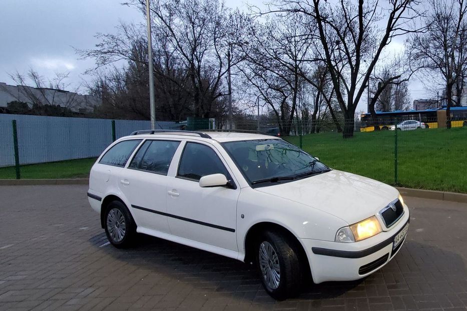 Продам Skoda Octavia Tour 2009 года в Киеве