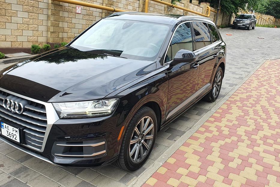 Продам Audi Q7 2018 года в Днепре