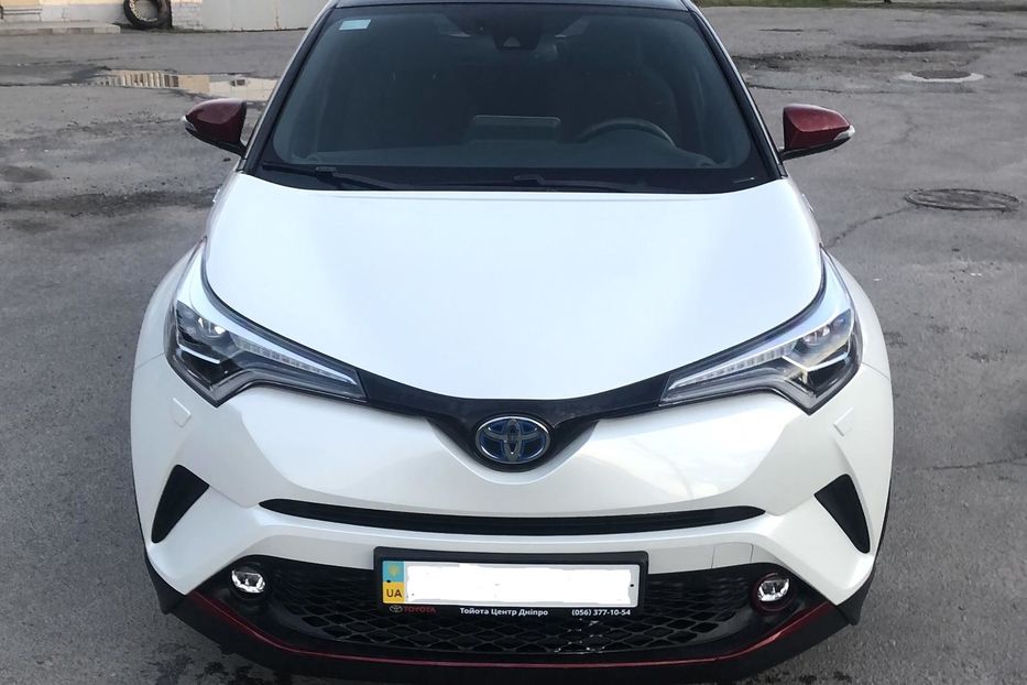 Продам Toyota C-HR 2018 года в Днепре