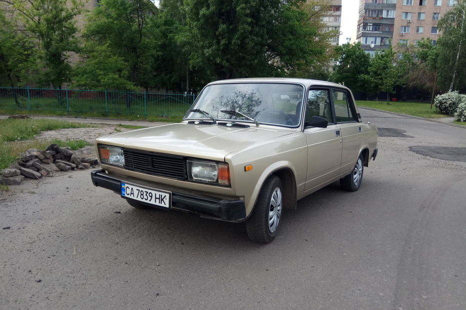 Продам ВАЗ 2105   1985 года в Черкассах