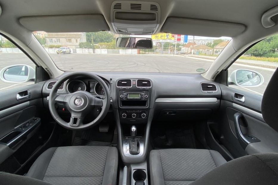 Продам Volkswagen Golf  VI 2011 года в г. Мелитополь, Запорожская область