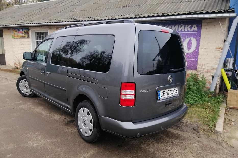 Продам Volkswagen Caddy пасс. 2010 года в Киеве