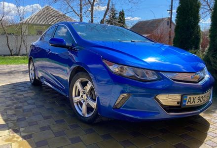 Продам Chevrolet Volt Hybrid 2016 года в Харькове