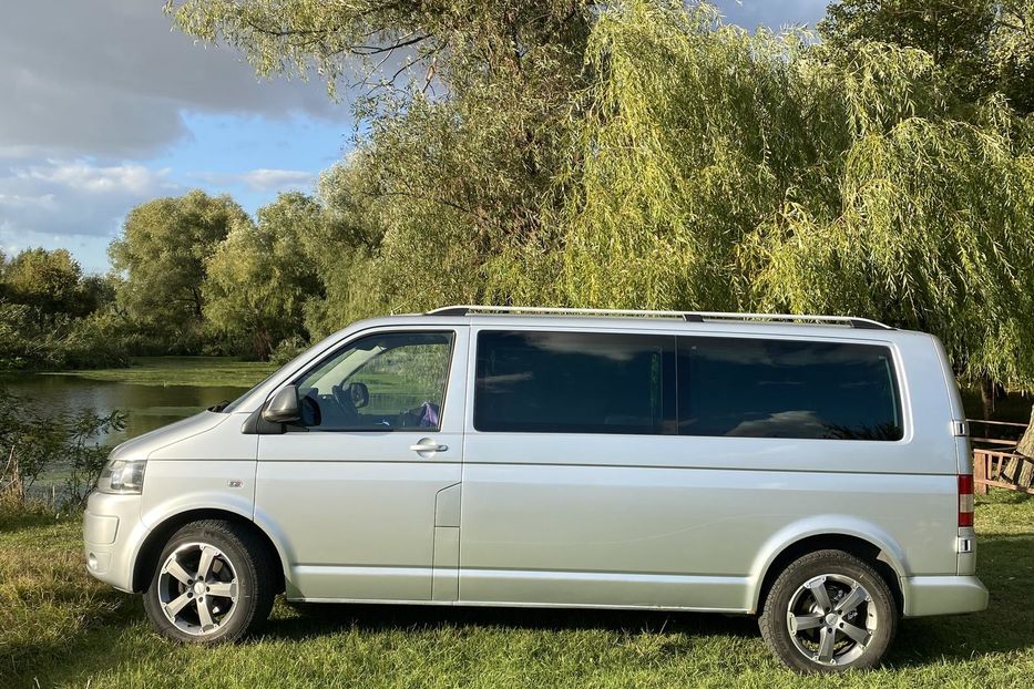 Продам Volkswagen Caravella 4motion 2010 года в Днепре