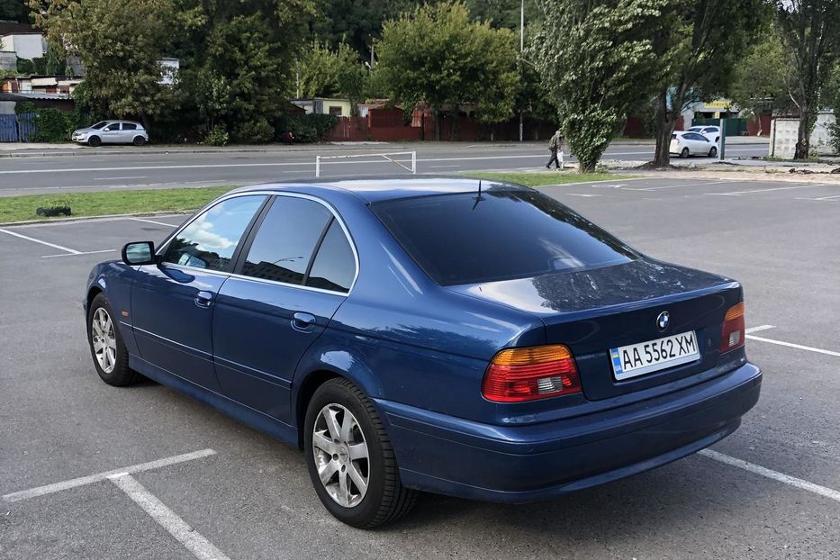 Продам BMW 530 E39 2003 года в Киеве