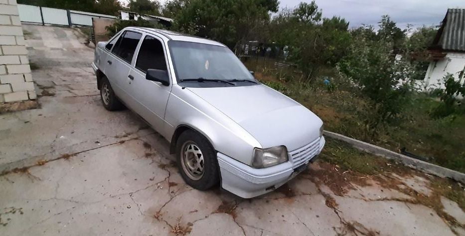 Продам Opel Kadett 1986 года в г. Смела, Черкасская область