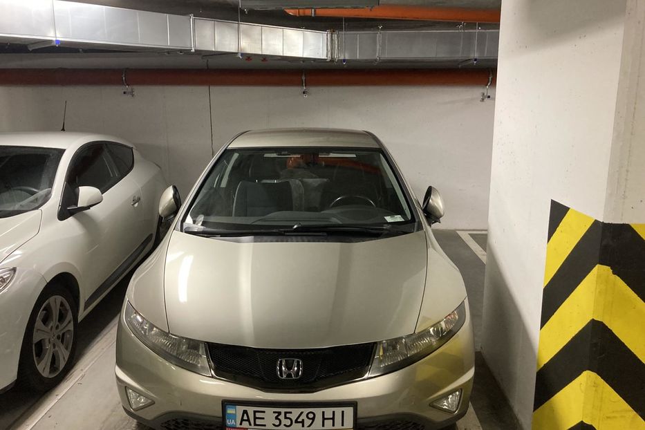 Продам Honda Civic 5D VIII, 1,8 бензин, СРОЧНО 2008 года в Днепре