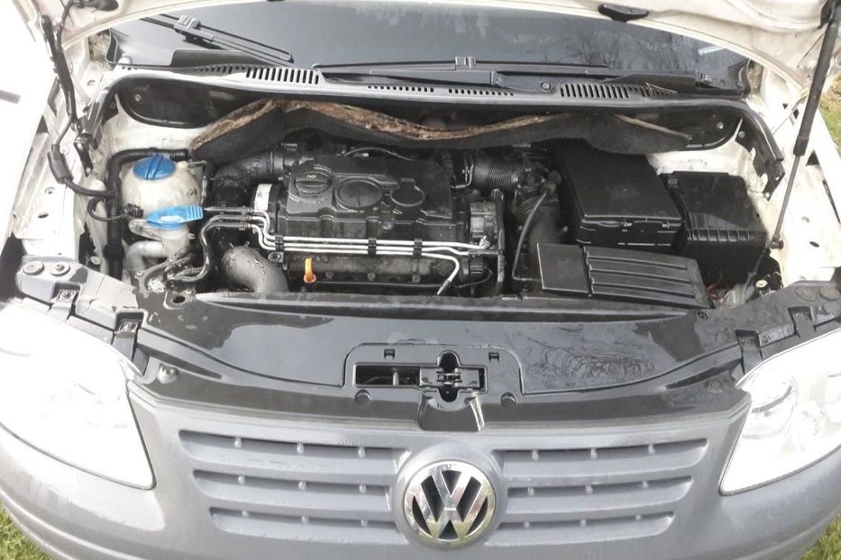 Продам Volkswagen Caddy пасс. 1, 9 турбо дизель 2005 года в г. Коростень, Житомирская область