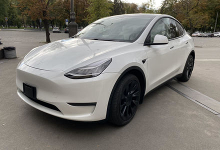 Продам Tesla Model Y Long Range 2020 года в Харькове