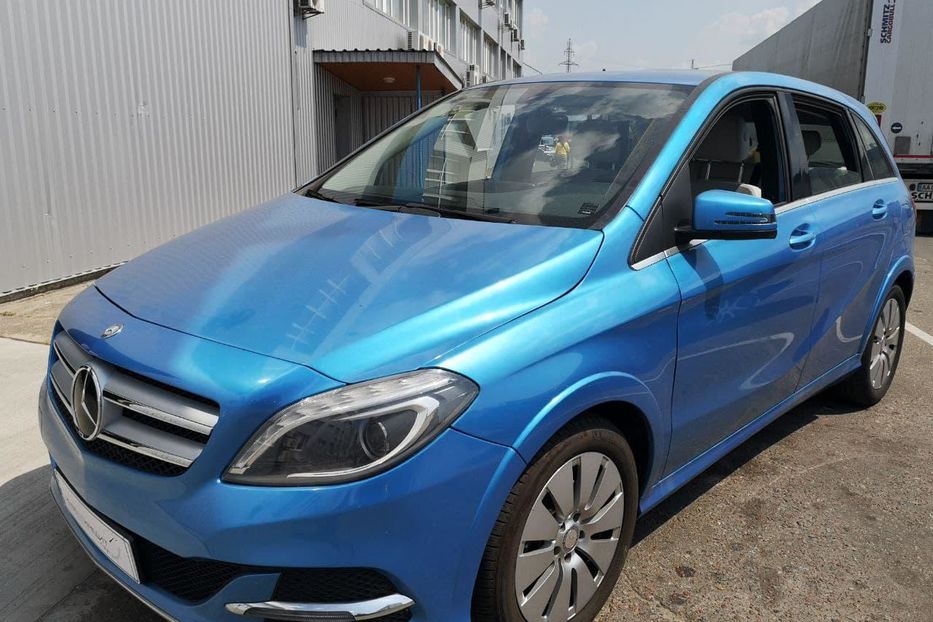 Продам Mercedes-Benz B 200 2014 года в Киеве