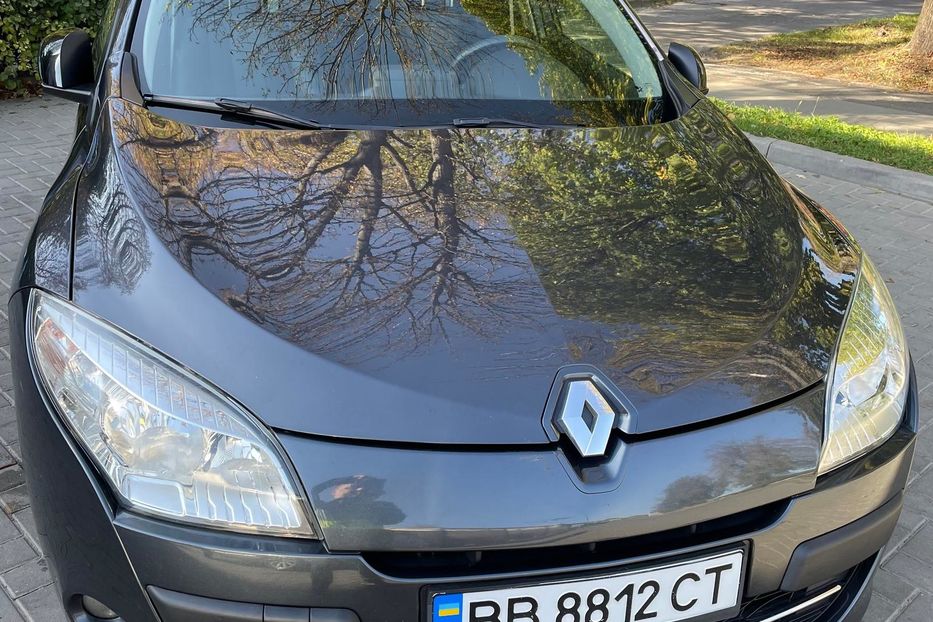 Продам Renault Megane Megane 3 Grandtour BOSE 2011 года в Львове