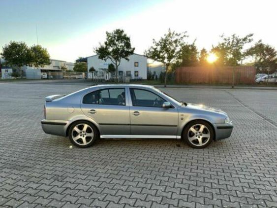 Продам Skoda Octavia Tour 2004 года в г. Королево, Закарпатская область