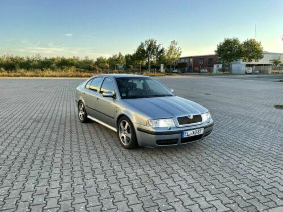 Продам Skoda Octavia Tour 2004 года в г. Королево, Закарпатская область