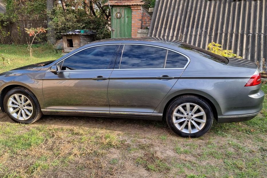 Продам Volkswagen Passat B8 2017 года в Харькове