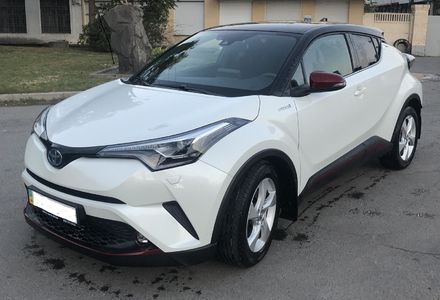 Продам Toyota C-HR 2018 года в Днепре