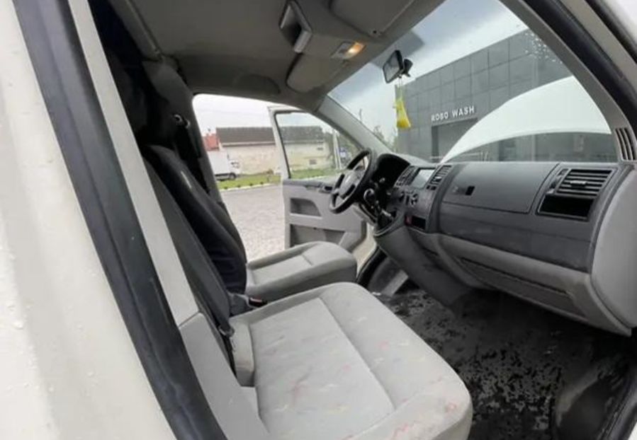 Продам Volkswagen T5 (Transporter) пасс. 2007 года в Киеве