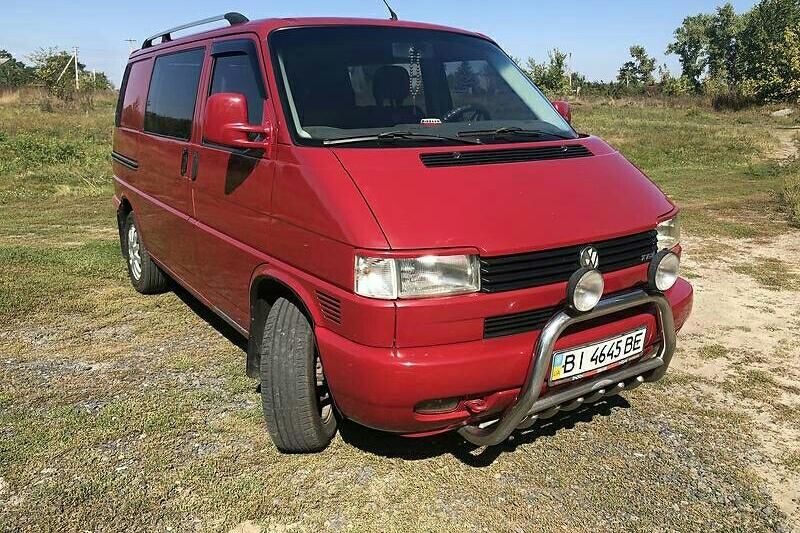 Продам Volkswagen T4 (Transporter) пасс. 2001 года в Киеве