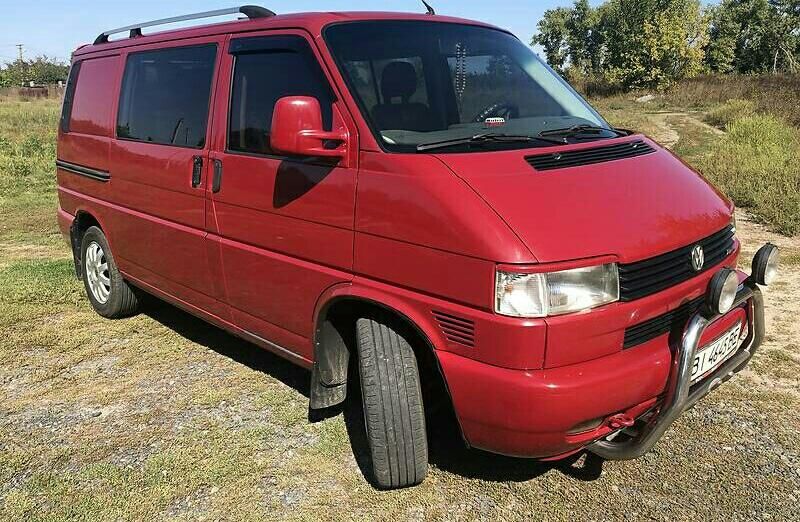 Продам Volkswagen T4 (Transporter) пасс. 2001 года в Киеве