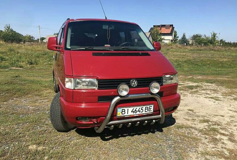 Продам Volkswagen T4 (Transporter) пасс. 2001 года в Киеве