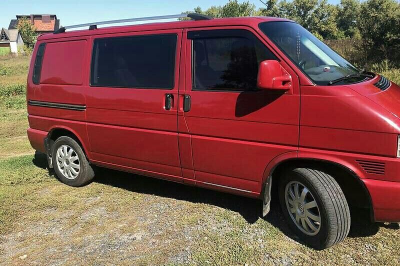 Продам Volkswagen T4 (Transporter) пасс. 2001 года в Киеве