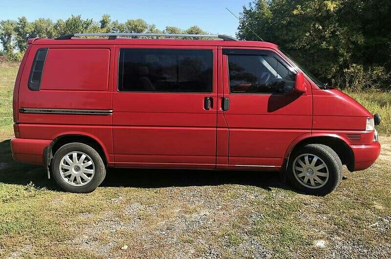 Продам Volkswagen T4 (Transporter) пасс. 2001 года в Киеве