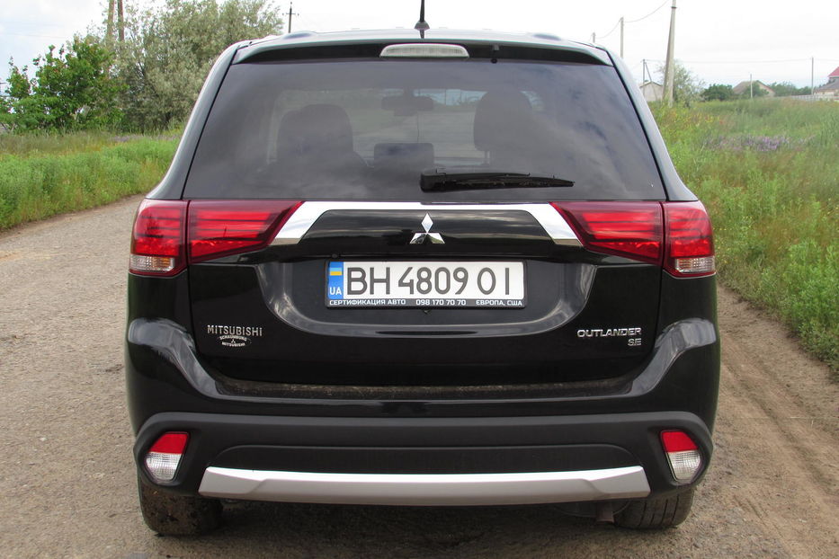 Продам Mitsubishi Outlander SE 2016 года в Одессе