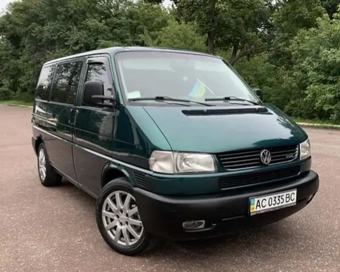 Продам Volkswagen T4 (Transporter) пасс. 2001 года в Киеве