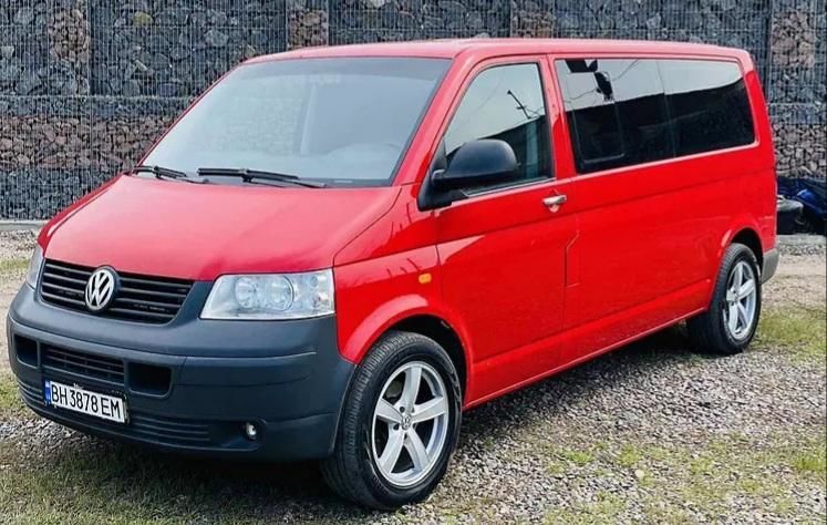 Продам Volkswagen T5 (Transporter) пасс. 2006 года в Киеве