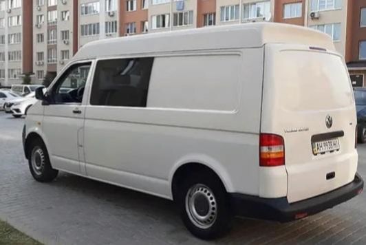 Продам Volkswagen T5 (Transporter) пасс. 2006 года в Киеве