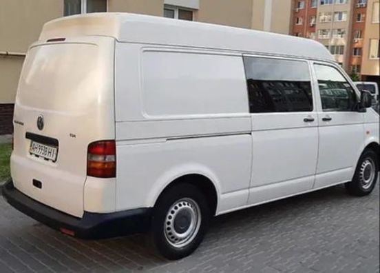 Продам Volkswagen T5 (Transporter) пасс. 2006 года в Киеве