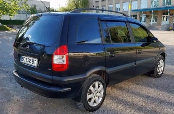 Продам Opel Zafira 2004 года в Киеве