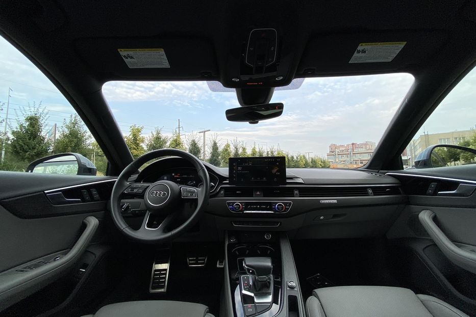 Продам Audi A4 2020 года в Киеве