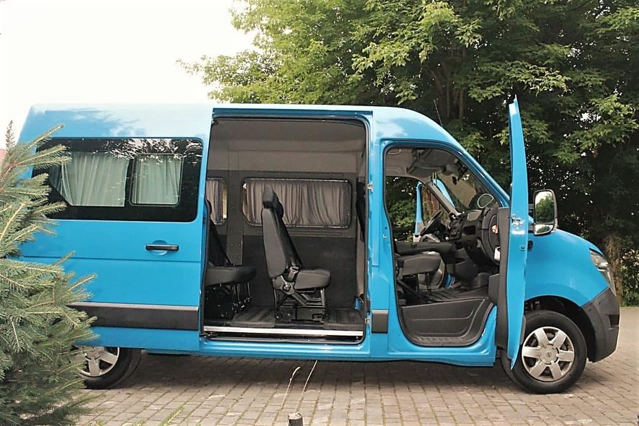 Продам Nissan NV Passenger 2012 года в г. Мостиска, Львовская область