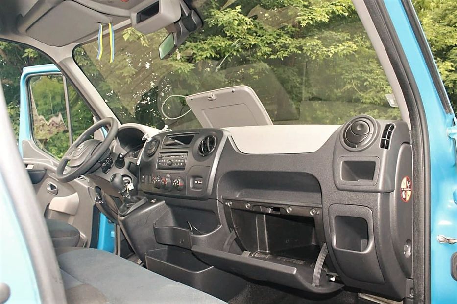 Продам Nissan NV Passenger 2012 года в г. Мостиска, Львовская область