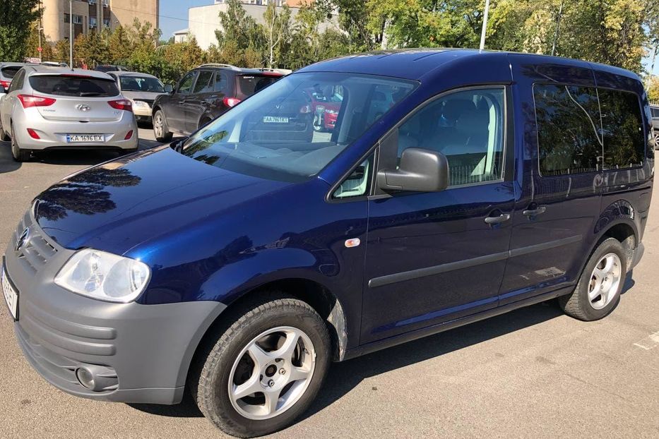 Продам Volkswagen Caddy пасс. 2008 года в Киеве