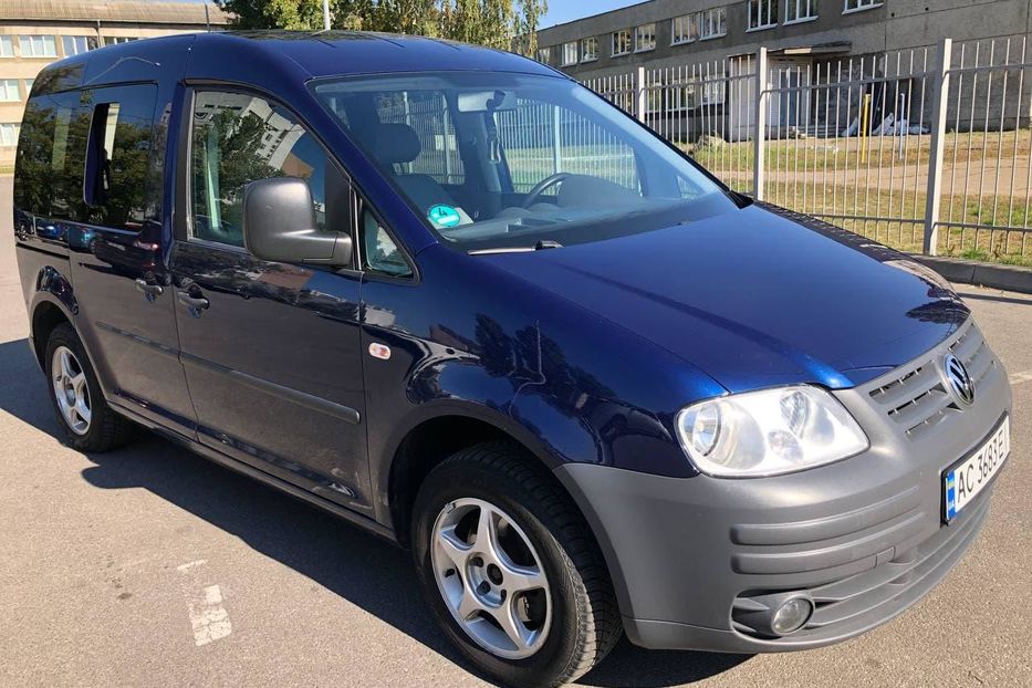 Продам Volkswagen Caddy пасс. 2008 года в Киеве