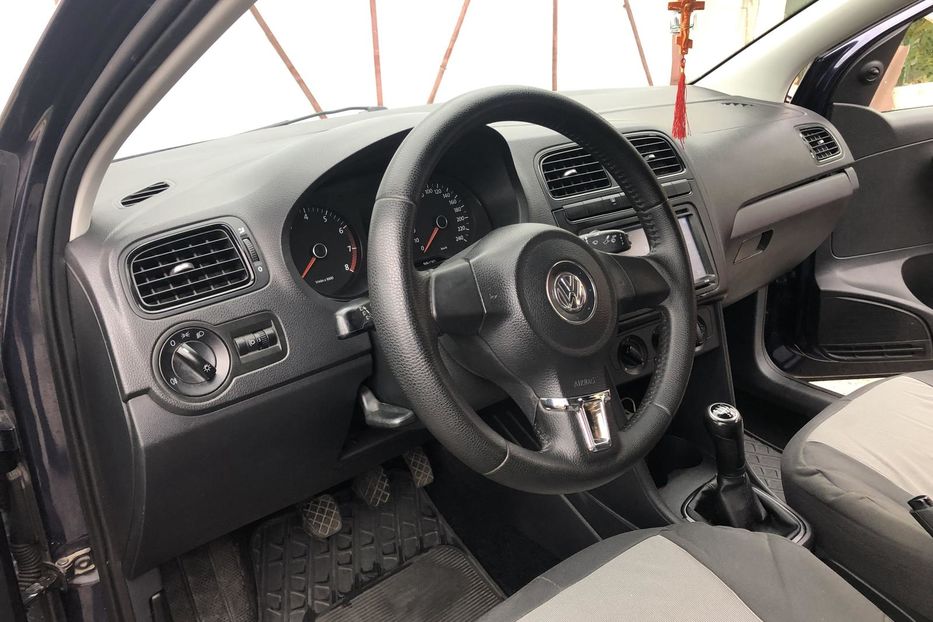 Продам Volkswagen Polo 2011 года в Киеве