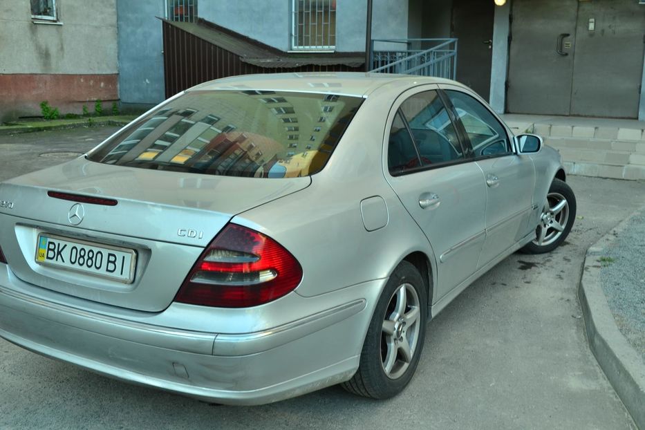 Продам Mercedes-Benz E-Class 2004 года в Ровно