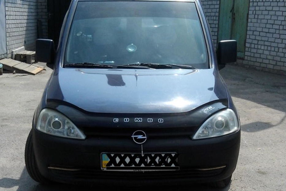 Продам Opel Combo пасс. 2004 года в Харькове