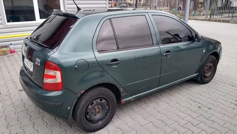 Продам Skoda Fabia 2004 года в Киеве